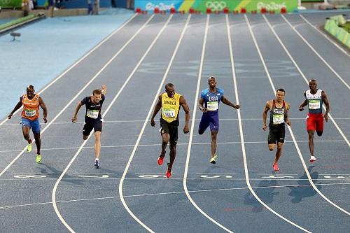 Bolt venceu, mas ficou bem abaixo de seu recorde mundial nos 200m / Foto: Patrick Smith/Getty Images