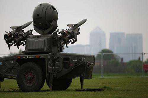 Um míssil Rapier, de defesa, foi colocado em Blackheath, em Londres / Foto: Peter Macdiarmid / Getty Images