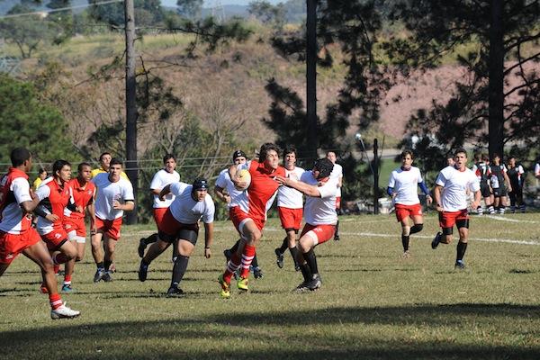 A primeira seletiva para categoria M-18 da seleção brasileira de rugby reuniu 130 atletas no novo Centro de Treinamento da Confederação Brasileira de Rugby (CBRu), neste final de semana (29 e 30), em São José dos Campos (SP) / Foto: Mario Henrique