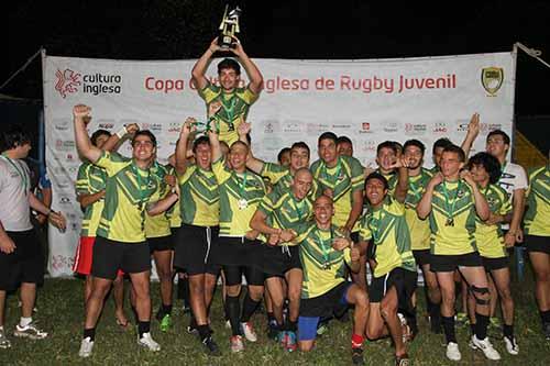 SP Vale levanta a taça de Ouro no M-19 / Foto: João Neto / Fotojump SP Vale levanta a taça de Ouro no M-19 / Foto: João Neto / Fotojump
