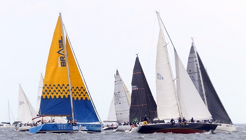 Tradicional regata foi disputada com muita variação de vento / Foto: Flávio Perez/On Board Sports