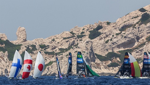 bicampeãs olímpicas Martine Grael e Kahena Kunze abrem os Jogos Olímpicos em quinto / Foto: World Sailing