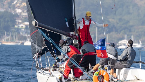 Mais de 100 barcos e 900 velejadores participaram do maior evento de oceano da América Latina / Foto: FOTOP