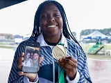 Marya Eduarda conquista ouro no arremesso de peso em homenagem à mãe