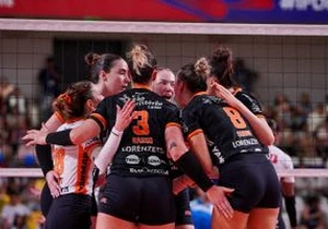 Osasco Voleibol Clube enfrenta Mackenzie na Superliga Feminina