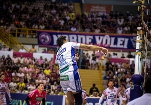 Vôlei Renata estreia na Superliga com vitória sobre Norde Vôlei
