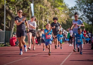 Circuitinho das Estações reúne crianças para corrida em São Paulo