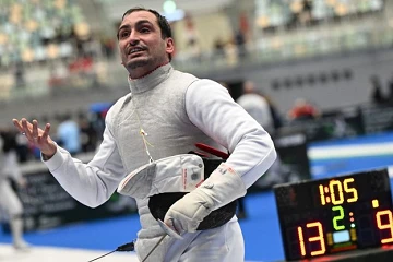 Toldo no florete e Alexandre Camargo na espada avançam nas Copas do Mundo