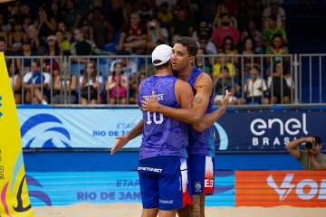 Pedro retorna ao vôlei de praia e projeta 'Máquina 2.0' em Maceió