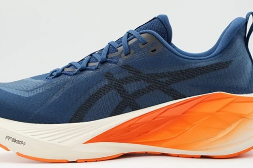 ASICS lança DYNABLAST™ 6 voltado para novos corredores