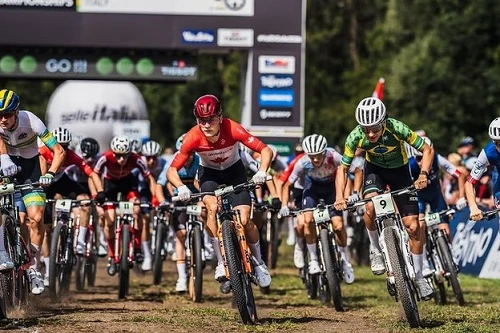 Leonardo Bernardes brilha no Mundial de MTB na Itália