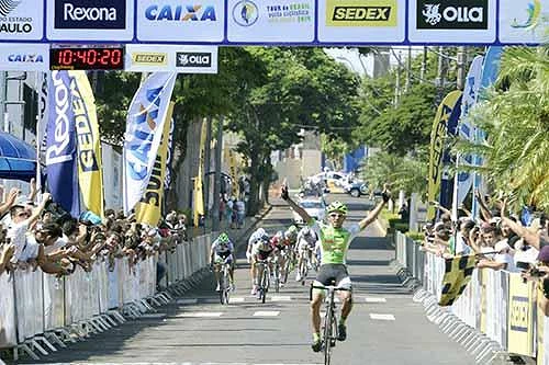 Chegada em Botucatu / Foto: Sérgio Shibuya / MBraga Comunicação