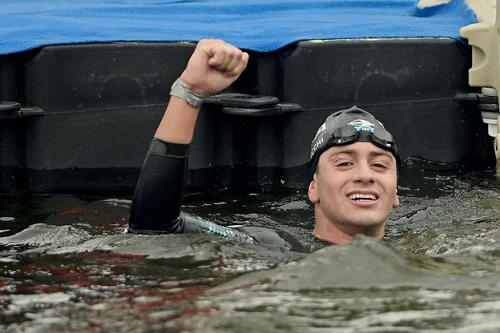 Matheus Melecchi conquista ouro e Brasil garante vagas para Lima 2027