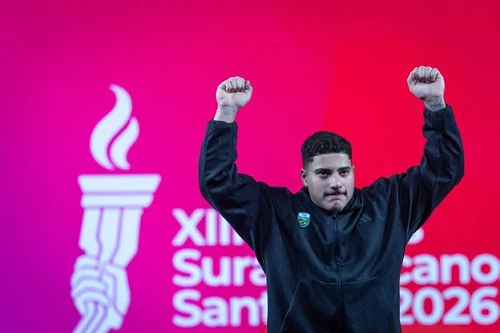 Matheus Pessanha conquista ouro no levantamento de pesos em Santa Fé