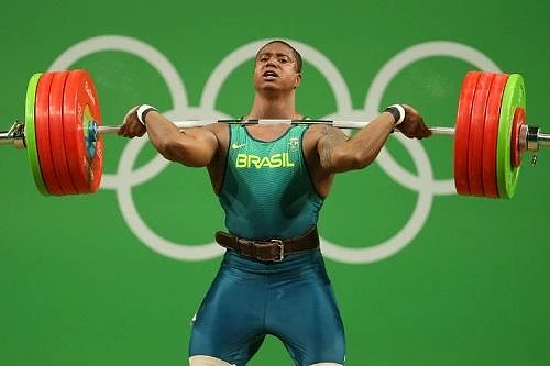 Prata no Pan Toronto 2015, atleta não obteve êxito nas três tentativas do arremesso / Foto: Saulo Cruz/Exemplus/COB