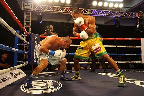 Esquiva vence argentino novamente  / Foto: Mario Palhares