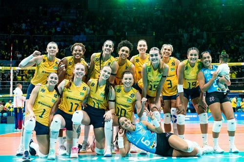 Seleção feminina vence Venezuela na estreia do Sul-Americano