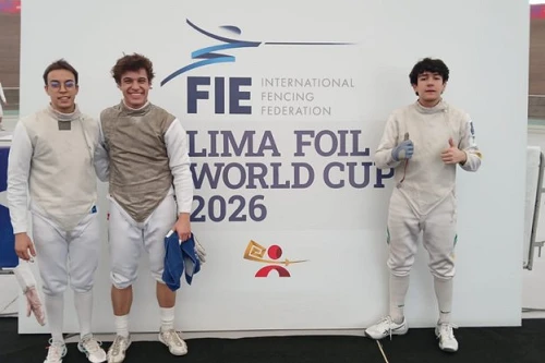Luiz Foschini para nas quartas de final da Copa do Mundo de Florete Juvenil