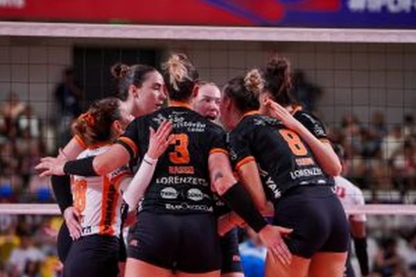 Osasco Voleibol Clube enfrenta Mackenzie na Superliga Feminina