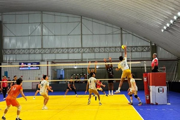 Vôlei Mania Itaquá avança à semifinal do Paulista Sub-21 após golden set